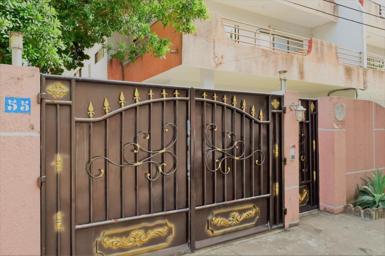 B&B Chez Rita Котону Екстериор снимка